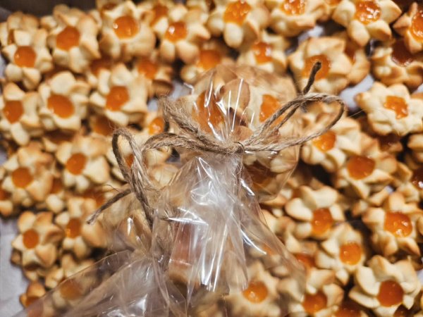 KEVADLILLED ASTELPAJU KEEDISEGA 200 G