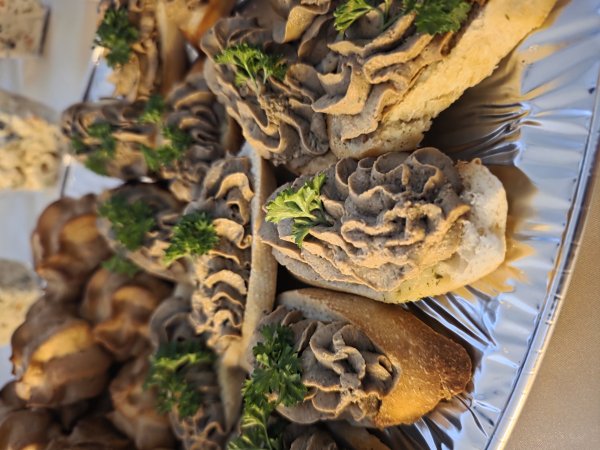 KODULEIVA KRÕBEDIK PASTEEIVAHUGA
